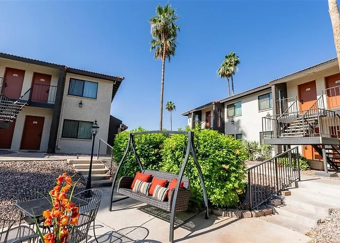 225 Fully Furnished, Wifi Included Scottsdale