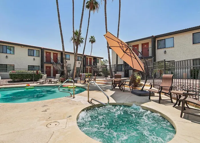 225 Fully Furnished, Wifi Included Apartment Scottsdale
